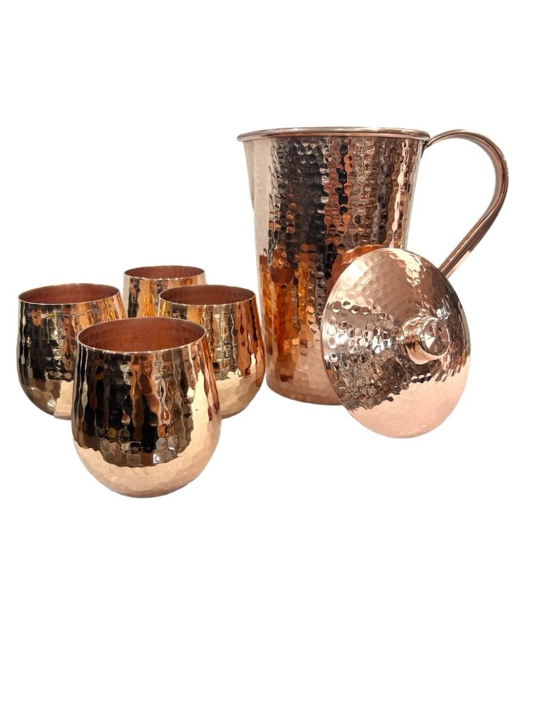 Set of One Copper Pitcher with Top and Four Tumblers, Hammered and Shiny Finish